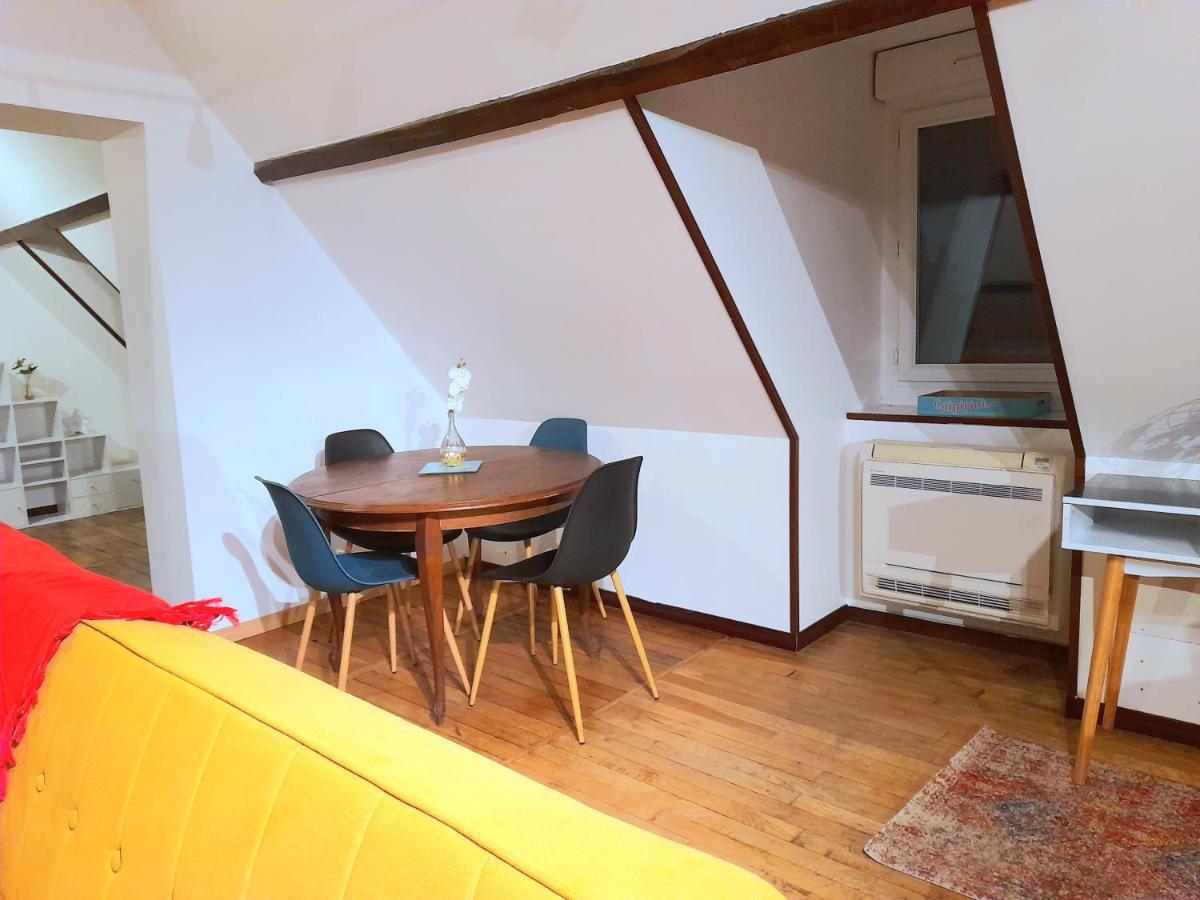 Le Nid D'Hirondelles - Appartement De Caractere Hypercentre Au Calme Бурж Экстерьер фото